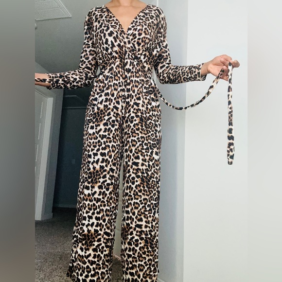 Leopard Print Wrap Jumpsuit - Picture 6 of 9